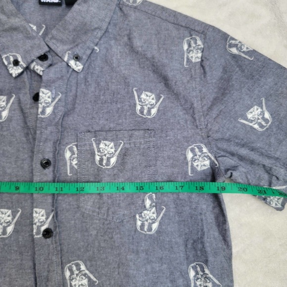 Star Wars Darth Vadar Mens Button Down Collar Small Shirt - Picture 3 of 8